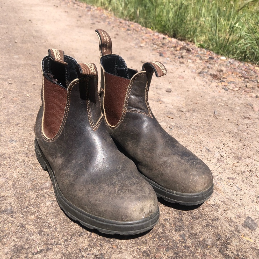 Blundstones